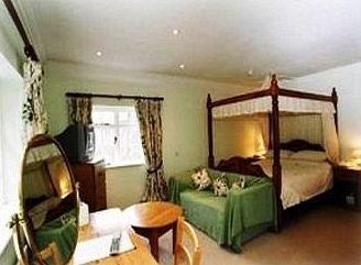 Mannings Heath Hotel Horsham Buitenkant foto