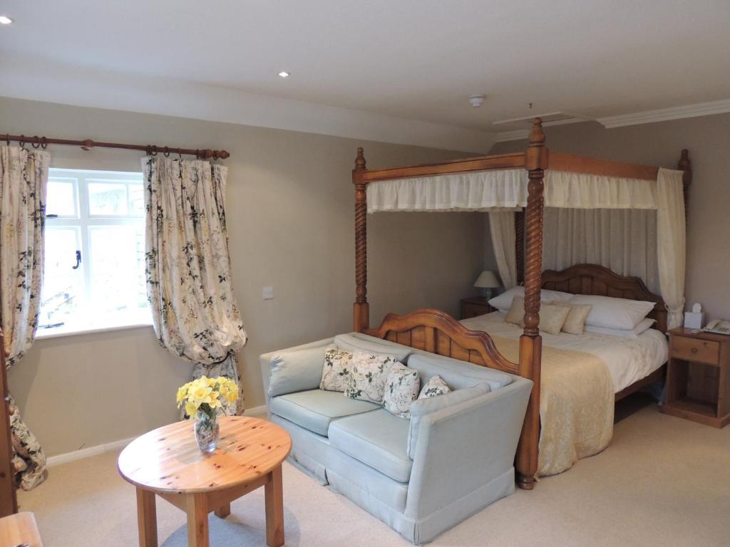Mannings Heath Hotel Horsham Buitenkant foto